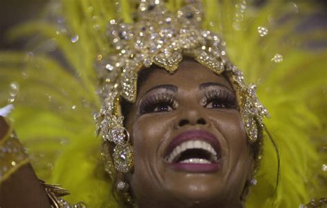 Rio Carnival 2013 Brazil Erupts In Colourful And Glamorous Parade And Costumes [photos]