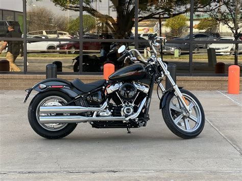 Harley Davidson Softail Standard Vivid Black Wild West Harley