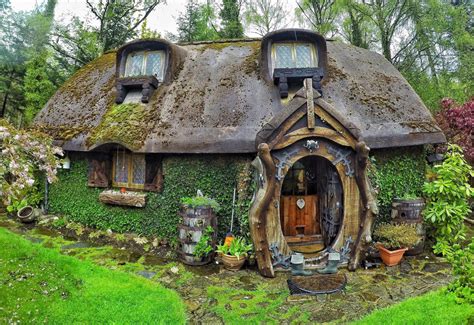 Casas Hobbit En El Mundo Real Col