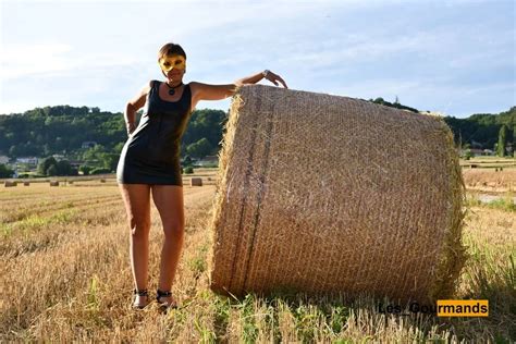 MILF In Wetlook In Hay Bales Pics XHamster