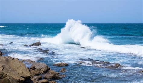 Armada alerta por marejadas hasta este lunes en las costas del país