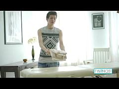 Sexy Masseur Twink Xander Dicked By His Horny Client James Xxx Mobile Porno Videos Movies