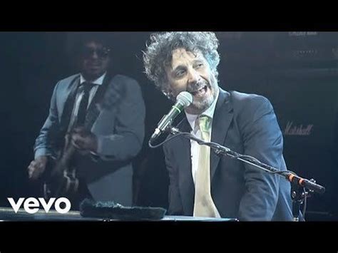 Fito Paez Tumbas De La Gloria En Vivo Youtube Fictional