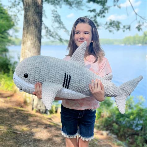 How To Crochet A Giant Shark Amigurumi Free Pattern Artofit