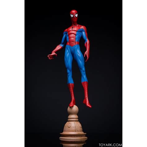 Diamond Select Marvel Gallery Statue Homem Aranha Movie Freaks