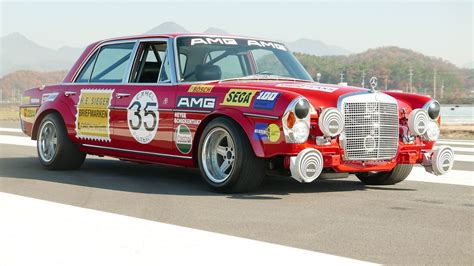 Mercedes 300 SEL 6 3 Rote Sau Rückkehr des legendären AMG Renners als