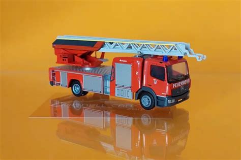 Rietze Mercedes Benz Magirus Dlk Atego Feuerwehr Regensburg