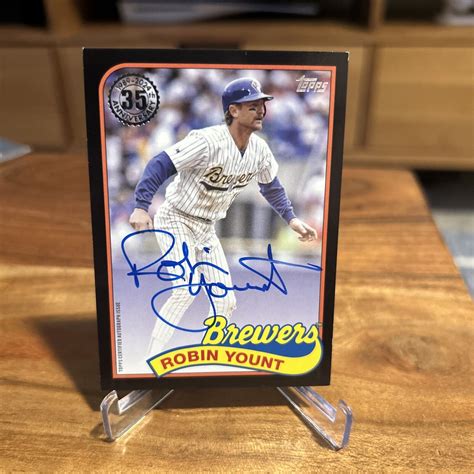 2024 Topps Series 1 35th Anniversary Robin Yount Auto Black Brewers HOF