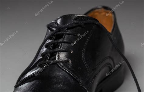 Zapato Masculino De Cuero Negro Fotograf A De Stock Zestmarina