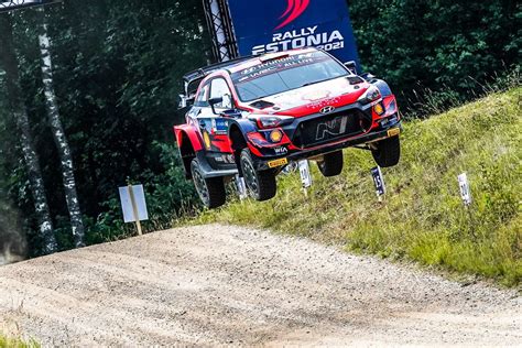 Rallye D Estonie J Rovanper File Vers La Victoire