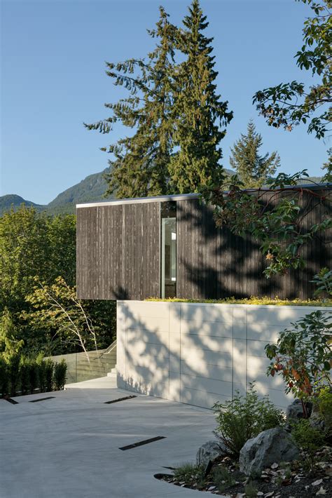 Vancouver Residence Kos Shou Sugi Ban Charred Kebony® Resawn