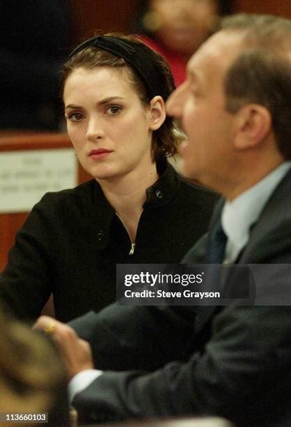 544 Winona Ryder Shoplifting Photos & High Res Pictures - Getty Images