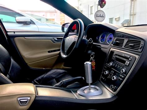 Ручка МКПП. — Volvo S60 R, 2,5 л, 2007 года | аксессуары | DRIVE2