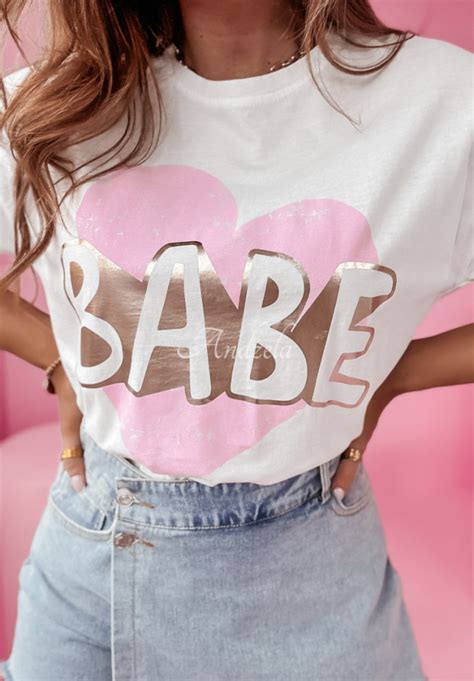 T Shirt Z Nadrukiem Lovely Babe Bia Y And Ela Sklep Online
