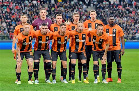 F C SHAKHTAR DONETSK Temporada 2022 23 Taras Stepanenko Anatoli