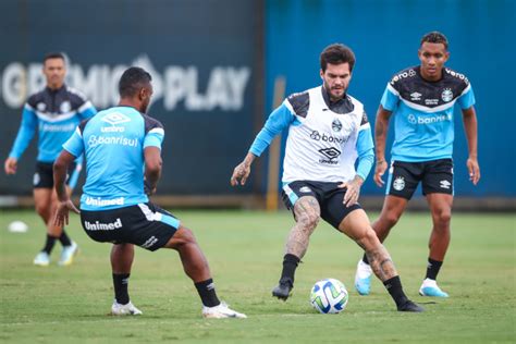 Port Es Fechados Renato Portaluppi Finaliza Prepara O Da Equipe