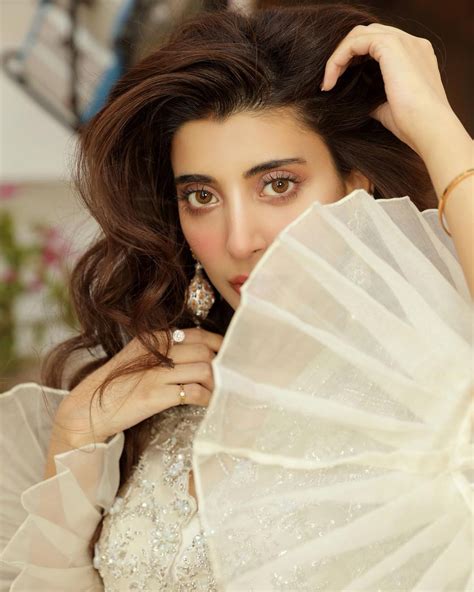 A Glamorous Affair Urwa Hocanes Mesmerizing Portraits Breaks The