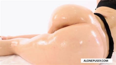 Liz Jordan Use That Ass