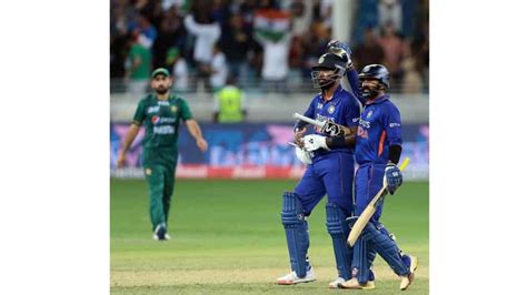 Asia Cup 2022 Hardik Pandya S Winning Six Against Pakistan Photos