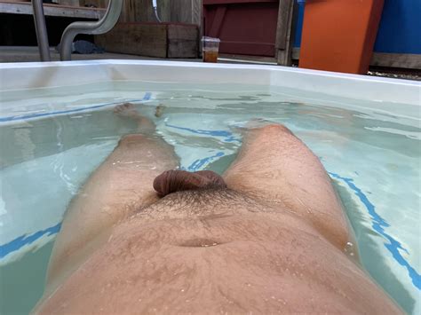 Nude In Hot Tub The Best Nor Cal Scrolller
