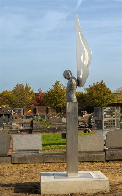 'Angels never die', Machelen | Hilde Van de Walle