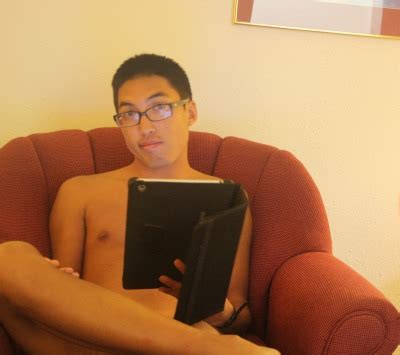 Naked With The Ipad Tumbex