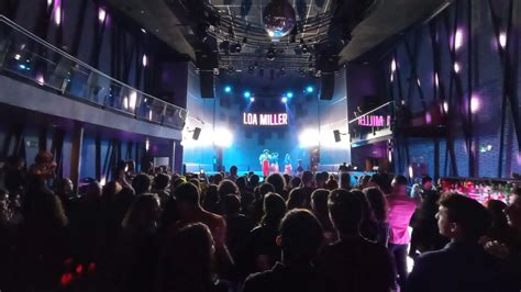 Loa Miller Presentar Sasikume En Concierto En Madrid Con Vinila Von