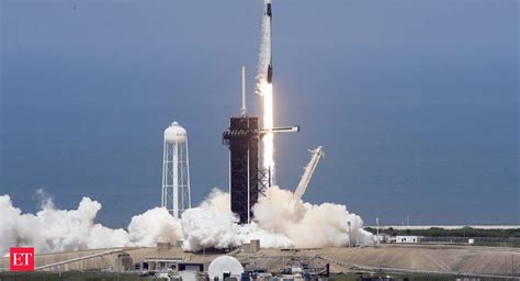 Historic Spacex Launch Sends Nasa Astronauts Into Space Elon Musks