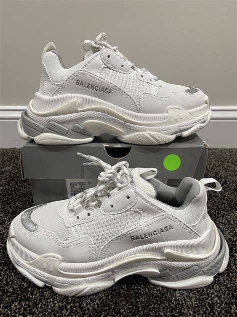 Balenciaga White Triple S Sneakers Discount | bellvalefarms.com