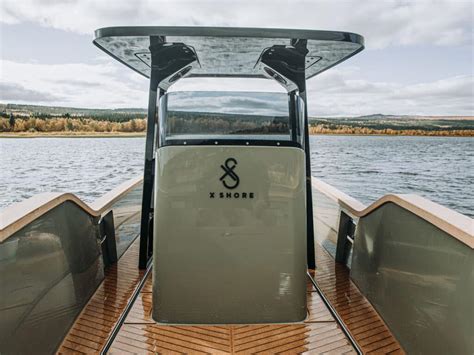 X Shore Eelex Boat Test Pricing Specs Boating Mag