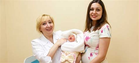 Что дарят медперсоналу при выписке из роддома