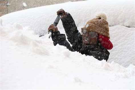 Dangerous Lake Effect Snow Paralyzes Parts Of New York State The National Herald