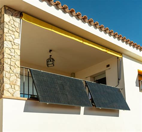 Gu A Completa C Mo Instalar Placas Solares En El Balc N Y Maximizar El