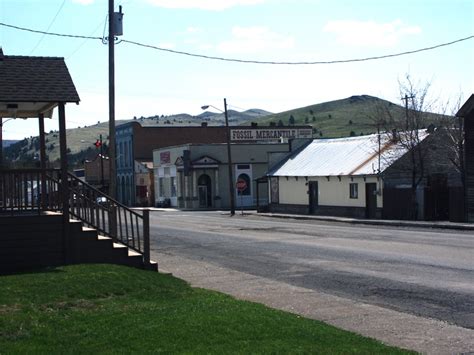 Main Street, Fossil, Oregon | Eastern oregon, Oregon, Places