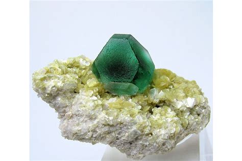 Fluorspar | Canada Commons