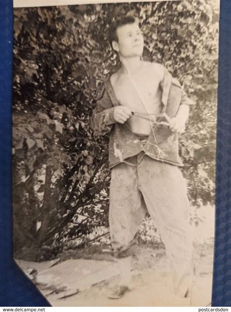 Non classés Russie SEXY ÉROTISME PIN UP SEXY DREAMS HOMME NU semi NAKED MAN OLD