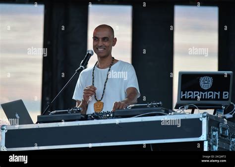Dj harman b hi-res stock photography and images - Alamy