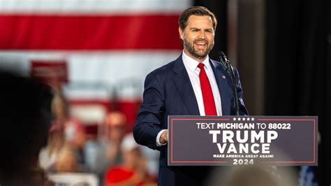 Jd Vance Tells Flint Crowd Trump Will Make American Dream Affordable