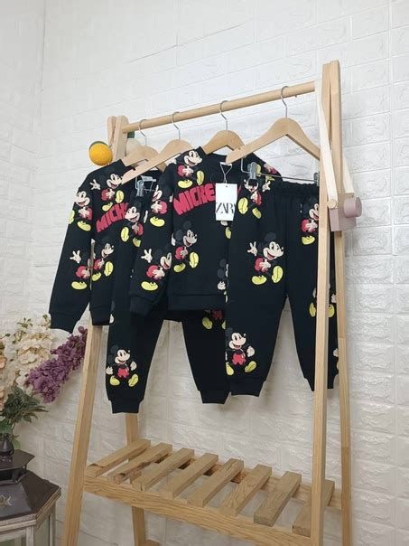 В НАЛИЧИИ ZARA Костюм свитшот и спортивные брючки трехнитка без начёса ...