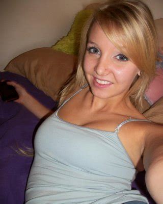 Self Shot Porn Pics XXX Photos Sex Images App Page 25 PICTOA