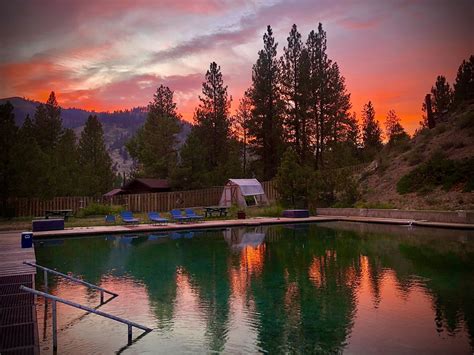 Skinny Dipper Hot Springs Now Closed