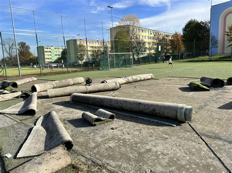 Hala Pneumatyczna Zast Pi Boisko Przy Iv Lo Latarnik Kaliski