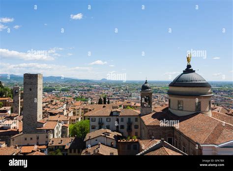 Bergamo City Centre Stock Photo Alamy