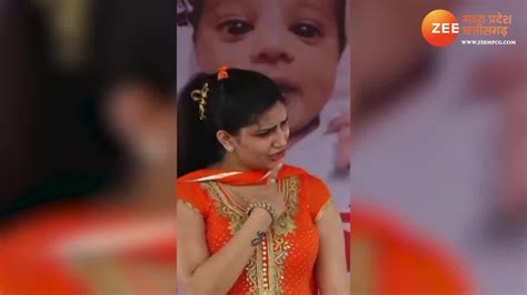 Hariyana Ki Dancer Sapna Choudhary Hot Stage Dance Video Teri Lat Lag Jagi See Public Crowd