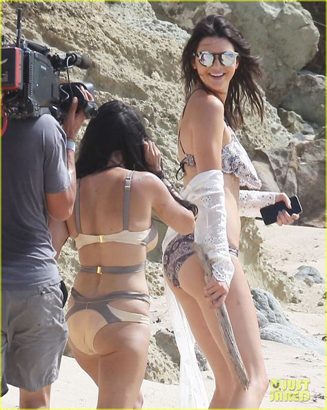 Kourtney Kardashian Kendall Jenner Pose For Bikini Pics Photo