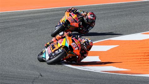 Moto2 Valencia Pedro Acosta gana Augusto Fernández es campeón del