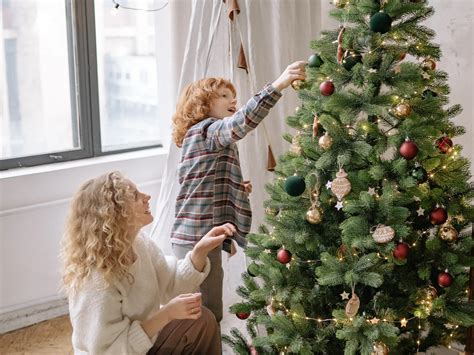 HORA DE OPINION Por qué se arma el árbol de Navidad el 8 de diciembre