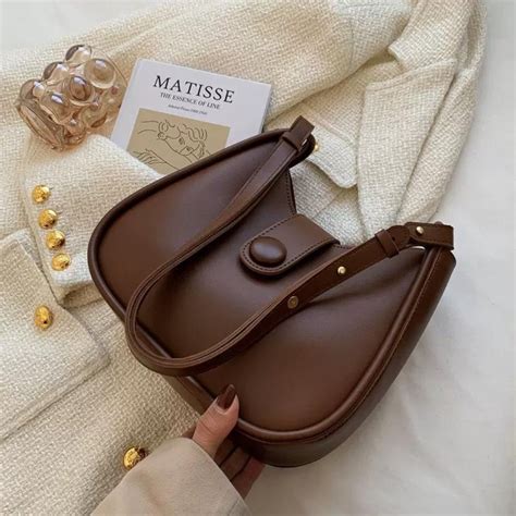 T I Eo Ch O Hot Trend Phong C Ch Retro K M G U Shopee Vi T Nam