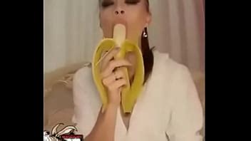 Girl Deepthroating A Banana Funny XVIDEOS