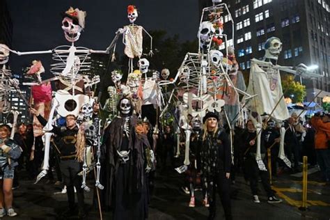 Idées pour Halloween voici les meilleurs costumes des stars NRJ